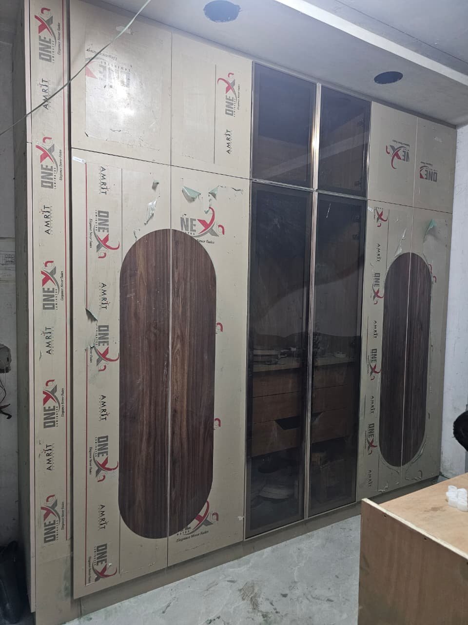wardrobe design laxmi nagar delhi