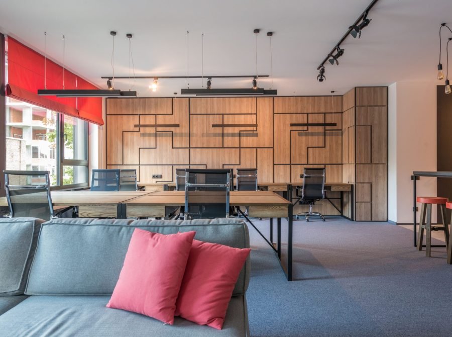 commercial-office-interior-design-service-in-delhi-ncr (17)